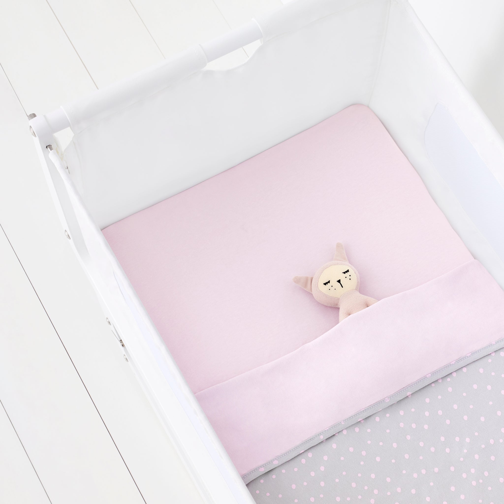 SnuzPod 3 Piece Crib Bedding Set x2 Sheets & x1 Blanket - Pink Spot