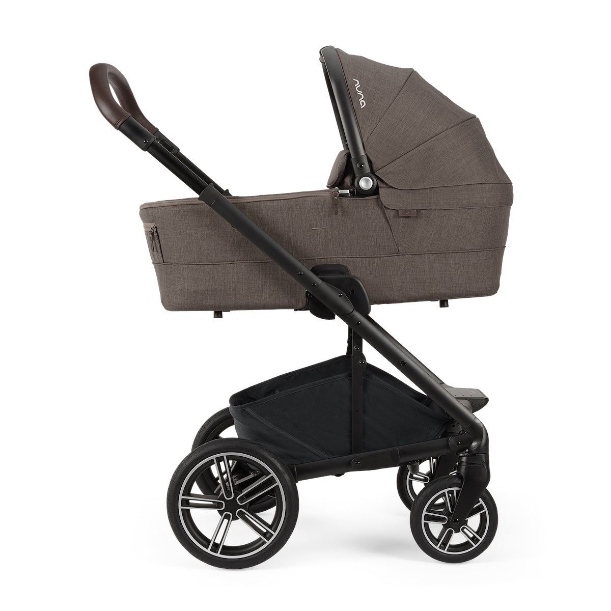 Nuna Mixx Arra Flex Bundle £1499.99 Pre Order with £250 Deposit.Instore Collection Only