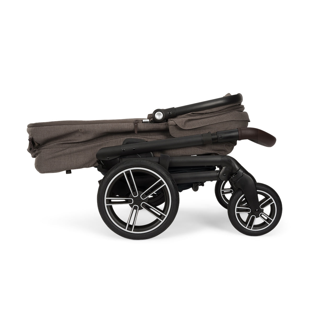 Nuna Mixx Arra Flex Bundle £1499.99 Pre Order with £250 Deposit.Instore Collection Only
