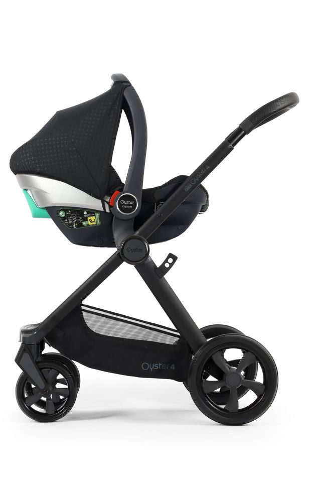 BabyStyle Oyster 4 Luxury 7 Piece 360 Swivel Capsule Bundle - Raven - Pre Order