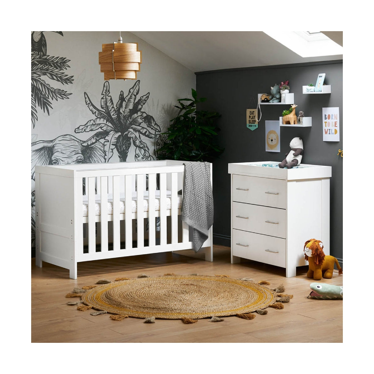 O Baby Nika 2 piece Furniture Bundle White - Click & Collect